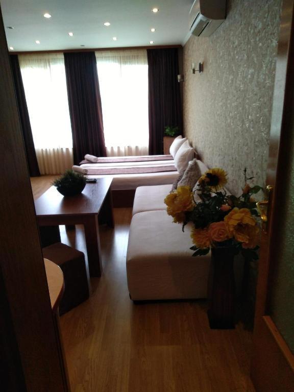 Къща За Гости Роси Pomorie Exteriör bild